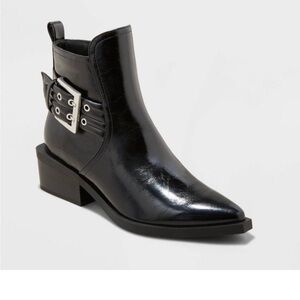 Wild Fable Giovanna Buckle Western Boots